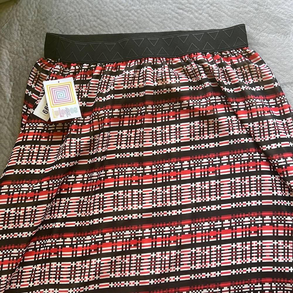 LuLaRoe Lola
